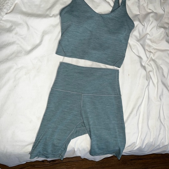 Lulu align set! - Picture 3 of 4